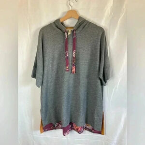 Matilda Jane top with‎ hood 🏡